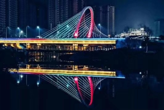 威遠拱橋